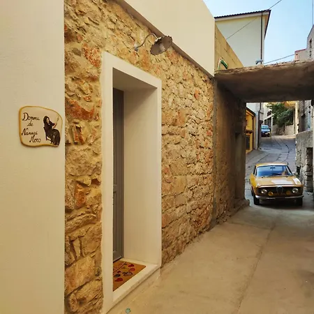 Dommu De Nannai Moro: Con Bagno E Balcone *