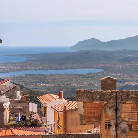 Dommu De Nannai Moro: Con Bagno E Balcone * Baunei