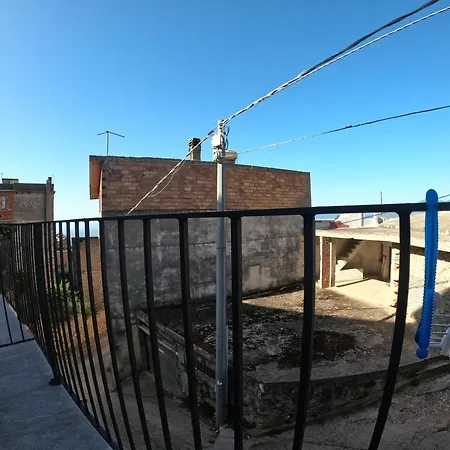 Appartamento Dommu De Nannai Moro: Con Bagno E Balcone Baunei